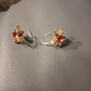 SMALL STAR EARRINGS